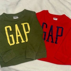 Gap Crewneck sweatshirt size 3T includes the two